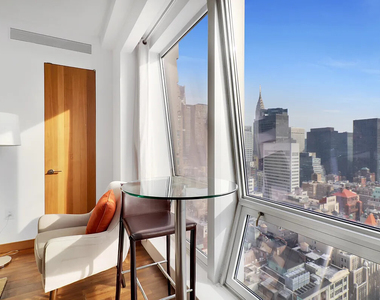 400 5th Avenue - Photo Thumbnail 6