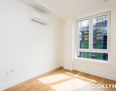 1052 Greene Ave 11221 - Photo Thumbnail 10