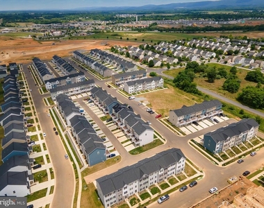 405 17th Avenue - Photo Thumbnail 32