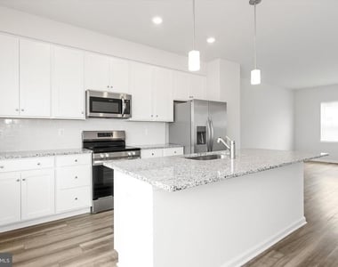 405 17th Avenue - Photo Thumbnail 5
