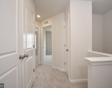 99 Gray Silver Road - Photo Thumbnail 20