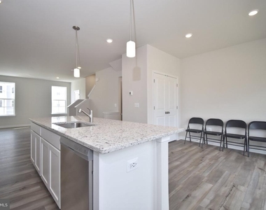 99 Gray Silver Road - Photo Thumbnail 12