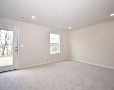 99 Gray Silver Road - Photo Thumbnail 5