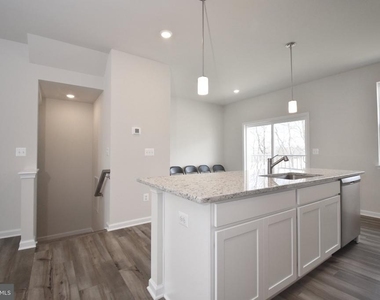 99 Gray Silver Road - Photo Thumbnail 11
