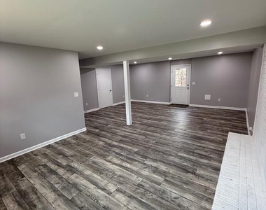238 Betty Lewis Drive - Photo Thumbnail 19