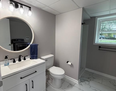 238 Betty Lewis Drive - Photo Thumbnail 21