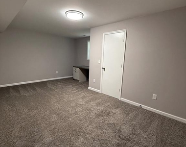 238 Betty Lewis Drive - Photo Thumbnail 23