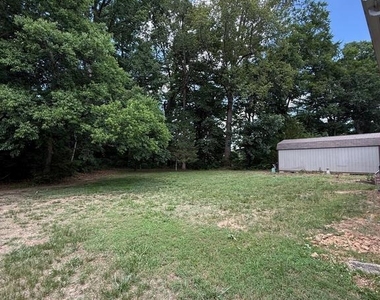 238 Betty Lewis Drive - Photo Thumbnail 27