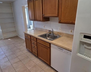 12735 Lighthouse Lane - Photo Thumbnail 3