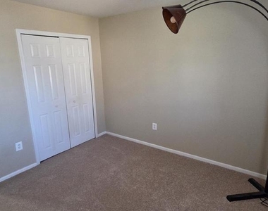 12735 Lighthouse Lane - Photo Thumbnail 14