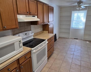 12735 Lighthouse Lane - Photo Thumbnail 2