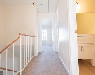 12866 Hyannis Lane - Photo Thumbnail 7