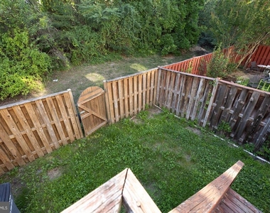 12866 Hyannis Lane - Photo Thumbnail 18