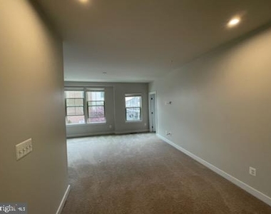 42595 Burbank Terrace - Photo Thumbnail 26