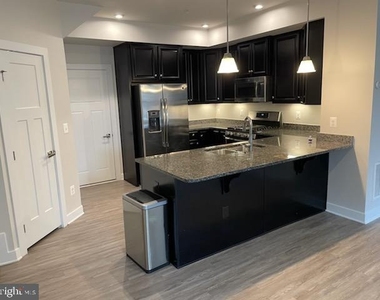 42595 Burbank Terrace - Photo Thumbnail 7