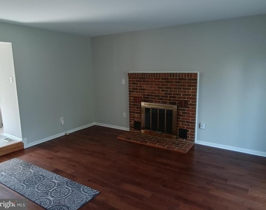 345 Silver Ridge Drive - Photo Thumbnail 8
