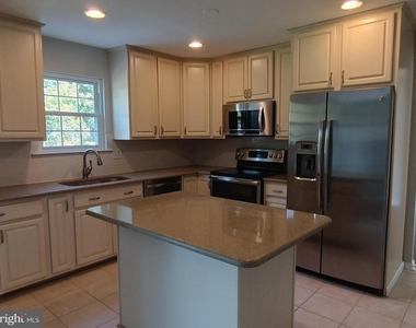 345 Silver Ridge Drive - Photo Thumbnail 9