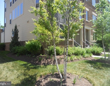 22806 Breezy Hollow Drive - Photo Thumbnail 25