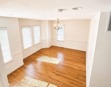 22806 Breezy Hollow Drive - Photo Thumbnail 10