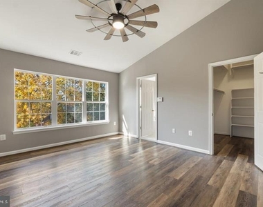 20399 Volley Terrace - Photo Thumbnail 14