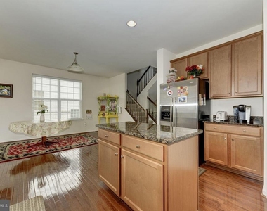 22677 Flowing Spring Square - Photo Thumbnail 8