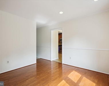 4607 Marshall Hall Lane - Photo Thumbnail 9