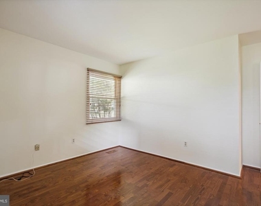4607 Marshall Hall Lane - Photo Thumbnail 31