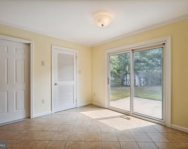 4607 Marshall Hall Lane - Photo Thumbnail 15