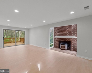 2852 Cedarest Road - Photo Thumbnail 8