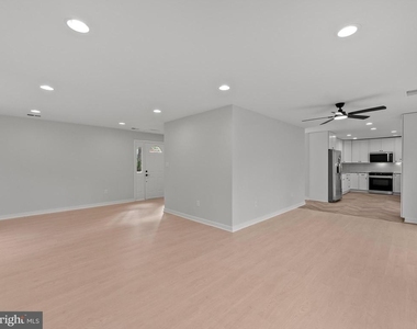 2852 Cedarest Road - Photo Thumbnail 10