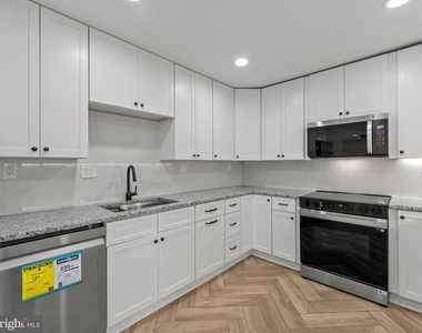 2852 Cedarest Road - Photo Thumbnail 5