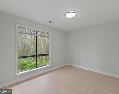2852 Cedarest Road - Photo Thumbnail 32