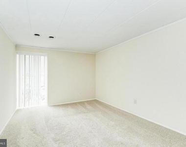 2624 Fort Farnsworth Road - Photo Thumbnail 11