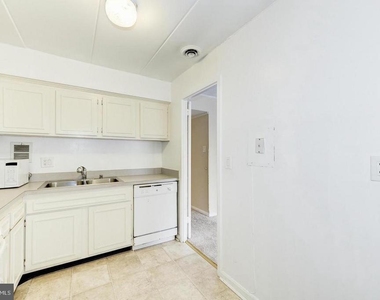 2624 Fort Farnsworth Road - Photo Thumbnail 9