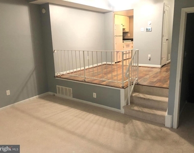8550 Barrington Court - Photo Thumbnail 11