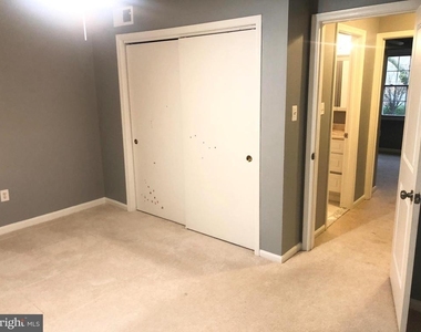 8550 Barrington Court - Photo Thumbnail 21