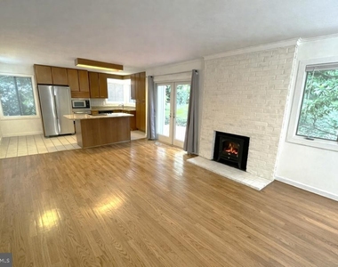 7220 Vistas Lane - Photo Thumbnail 1