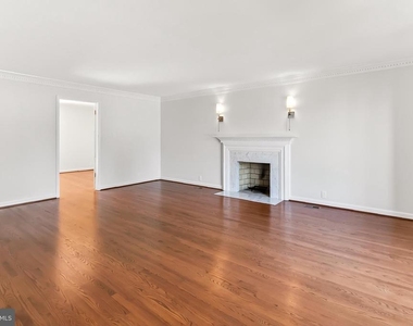 6294 Dunaway Court - Photo Thumbnail 12