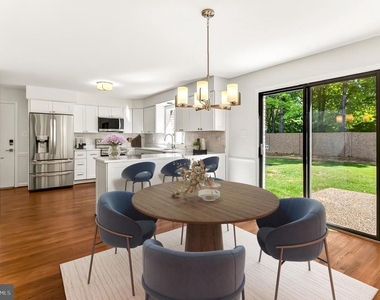 6294 Dunaway Court - Photo Thumbnail 4