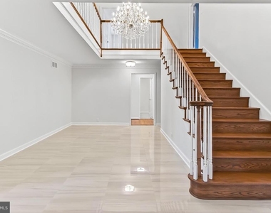 6294 Dunaway Court - Photo Thumbnail 9