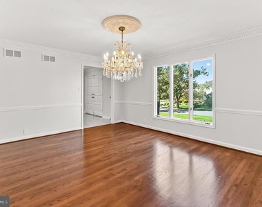 6294 Dunaway Court - Photo Thumbnail 17
