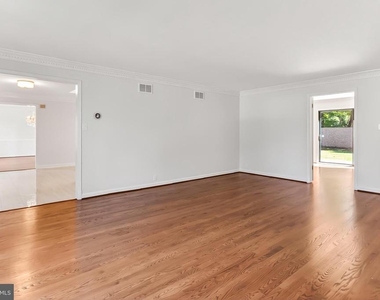 6294 Dunaway Court - Photo Thumbnail 14