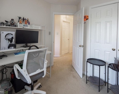3945 Kathryn Jean Court - Photo Thumbnail 32