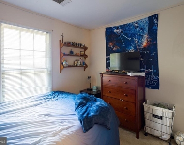 3945 Kathryn Jean Court - Photo Thumbnail 29