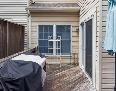 3945 Kathryn Jean Court - Photo Thumbnail 19