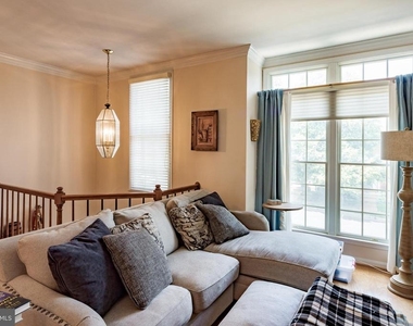 3945 Kathryn Jean Court - Photo Thumbnail 11
