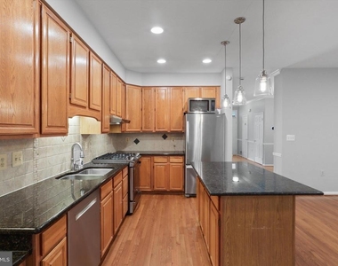 11300 Fairwind Way - Photo Thumbnail 13