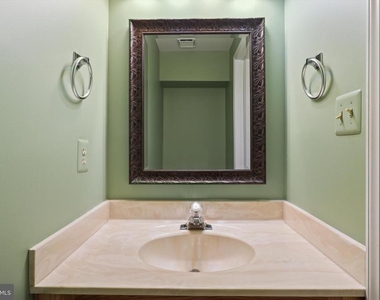 11300 Fairwind Way - Photo Thumbnail 22
