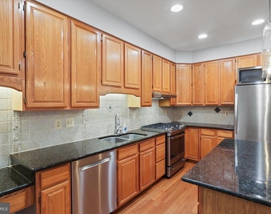 11300 Fairwind Way - Photo Thumbnail 14