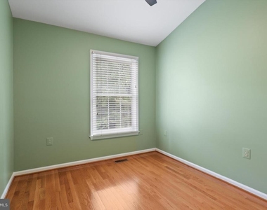 11300 Fairwind Way - Photo Thumbnail 24
